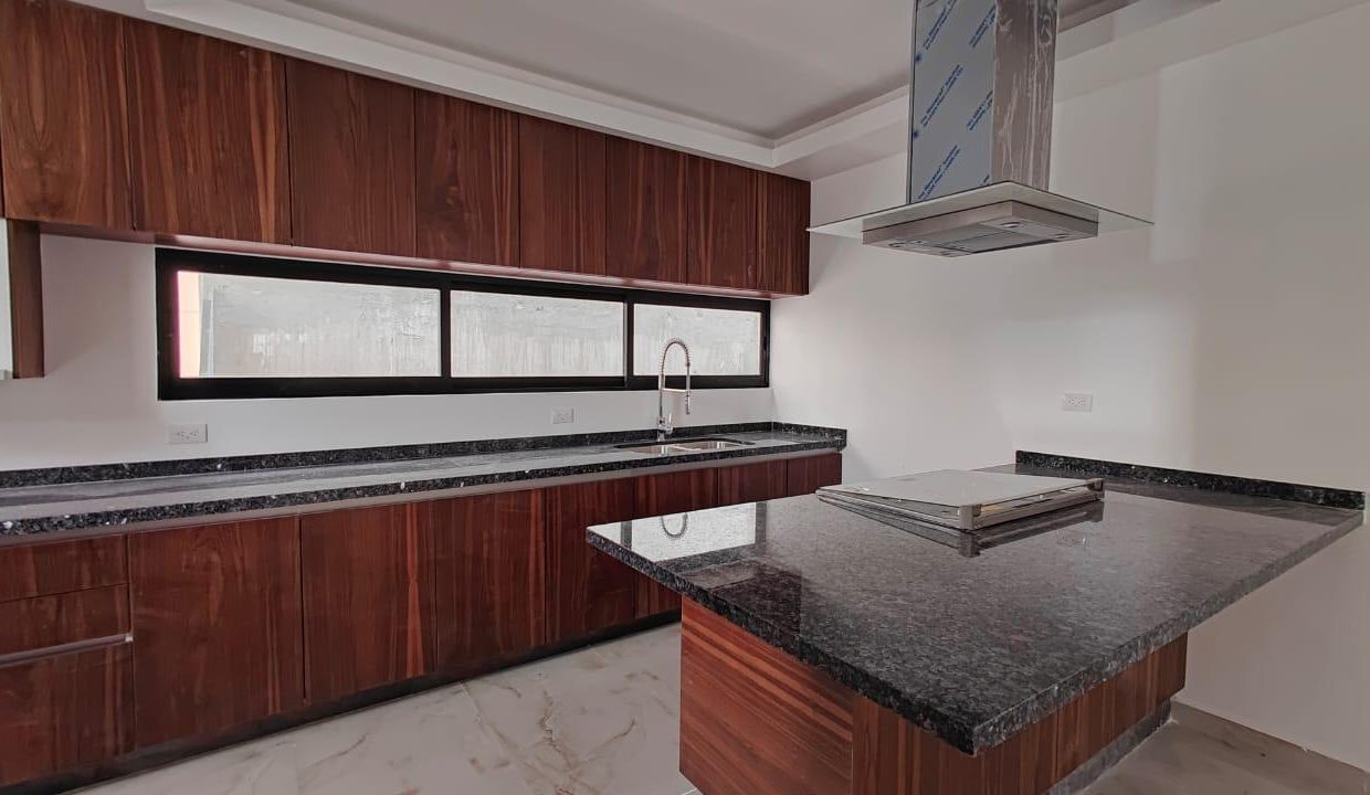 PHOTO-2025-05-23-12-59-07_4